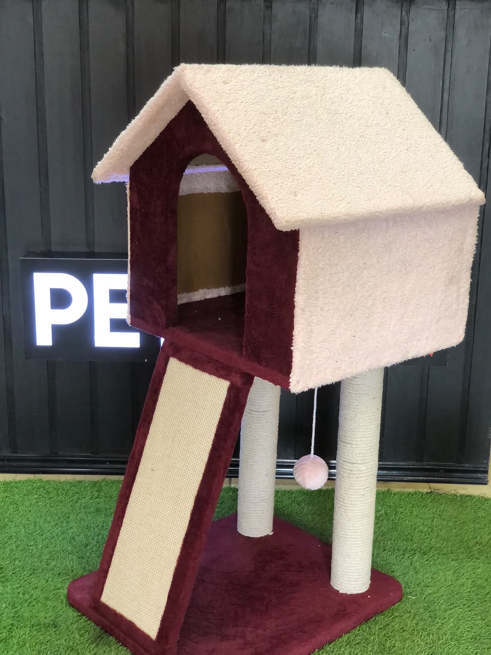Cat Hut Scratching Post